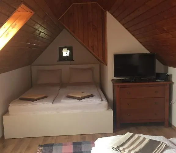 Voeroesmal Vendeghaz *